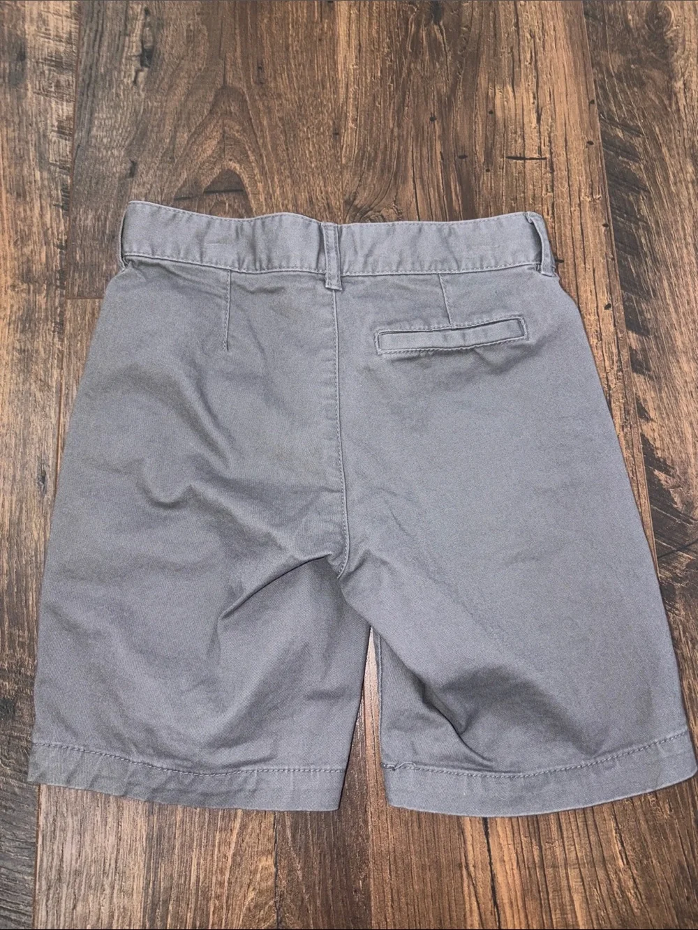NWOT Old Navy Gray Boys’ Chino Shorts